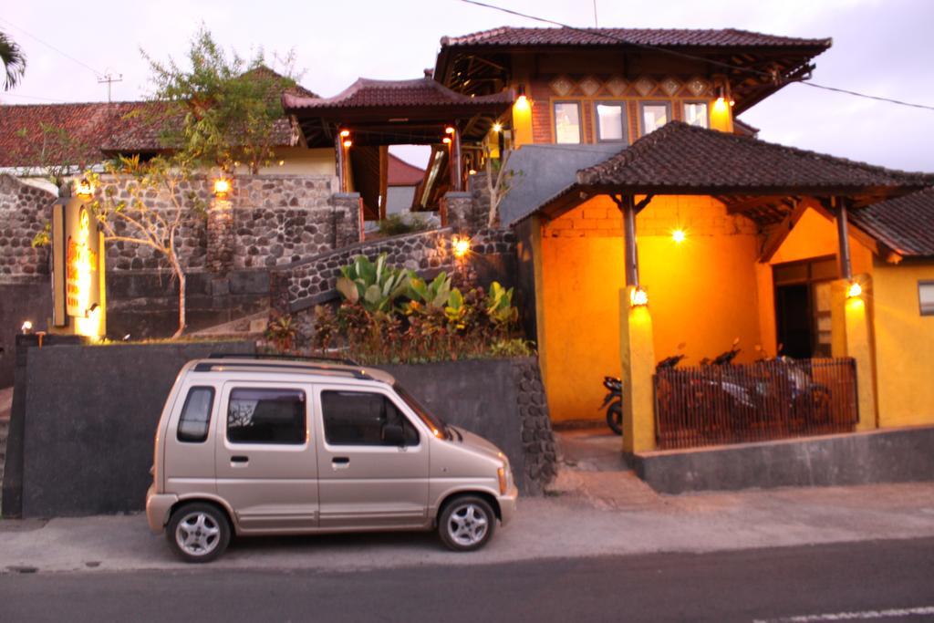 Séjour chez l'habitant Guru Ratna *